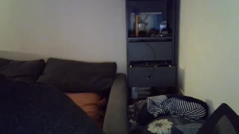 Snapshot of patrick5275 chatting on February 12, 10:48 pm patrick5275 online show from February 12, 10:48 pm
