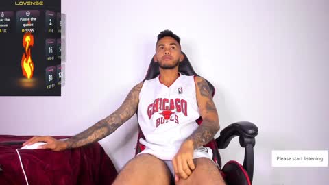 Snapshot of patrick_hot69 chatting on February 8, 8:31 am patrick_hot69 online show from February 8, 8:31 am