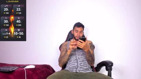 Snapshot of patrick_hot69 chatting on February 23, 2:03 am patrick_hot69 online show from February 23, 2:03 am
