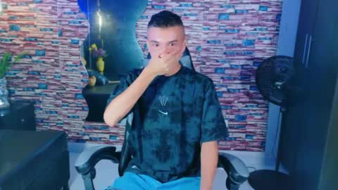 Feliphe online show from October 1, 10:25 pm