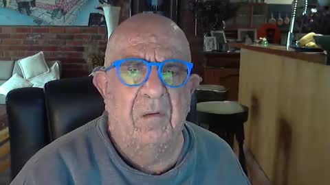 patvac online show from October 18, 11:31 pm