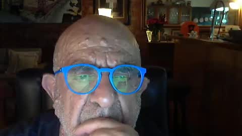Snapshot of patvac chatting on March 4, 1:28 pm patvac online show from March 4, 1:28 pm
