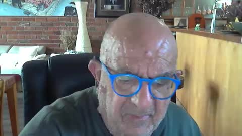 Snapshot of patvac chatting on October 6, 11:09 pm patvac online show from October 6, 11:09 pm