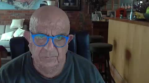 Snapshot of patvac chatting on October 3, 12:04 am patvac online show from October 3, 12:04 am
