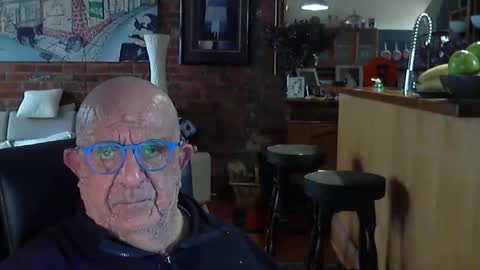 Snapshot of patvac chatting on September 25, 6:23 am patvac online show from September 25, 6:23 am