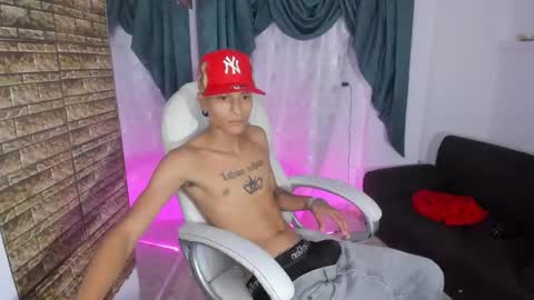 Paul online show from October 31, 4:25 am