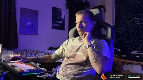 Paul online show from June 3, 8:03 pm