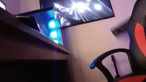 Paul Docux pdocux online show from November 30, 4:36 am