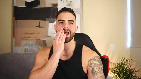 Paul Phoenix online show from April 6, 9:26 pm