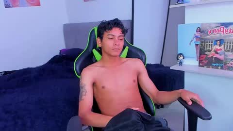 Paul online show from March 25, 5:39 pm