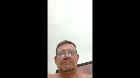 paulymcdona online show from March 31, 1:40 am