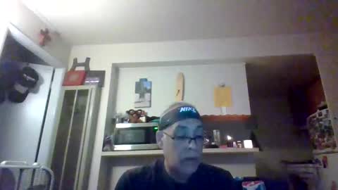 pawgkiller online show from October 15, 2:41 am