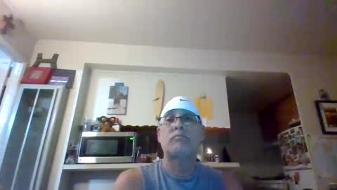 pawgkiller online show from October 14, 2:40 am