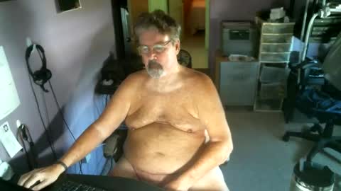 PcolaBottom online show from October 14, 7:21 pm