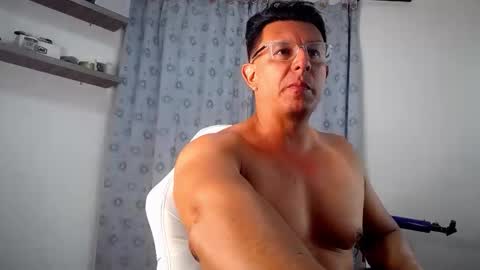 Pedro online show from October 19, 2:38 am