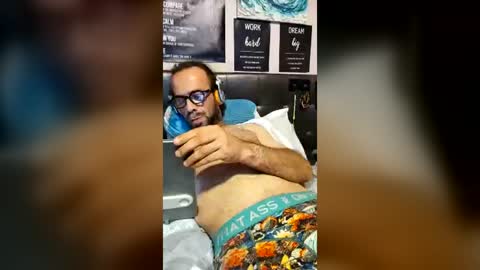pedrocoelhopio online show from July 6, 8:21 pm
