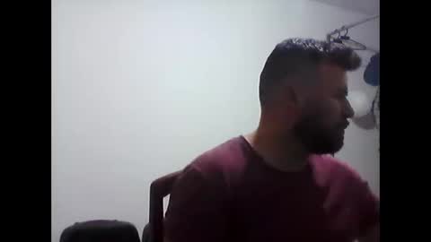 Snapshot of pedrodiaz130814 chatting on October 16, 6:49 pm pedrodiaz130814 online show from October 16, 6:49 pm