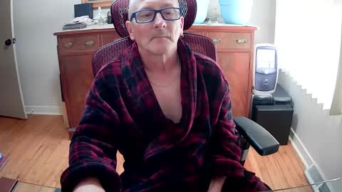 Snapshot of peepingmale chatting on February 9, 1:35 pm peepingmale online show from February 9, 1:35 pm