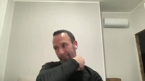 Snapshot of peppinslosqualo chatting on February 11, 6:33 pm peppinslosqualo online show from February 11, 6:33 pm