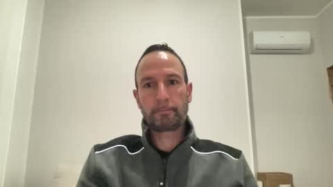 Snapshot of peppinslosqualo chatting on February 10, 5:25 am peppinslosqualo online show from February 10, 5:25 am