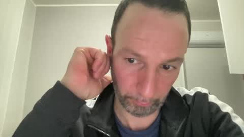 Snapshot of peppinslosqualo chatting on February 16, 8:44 pm peppinslosqualo online show from February 16, 8:44 pm