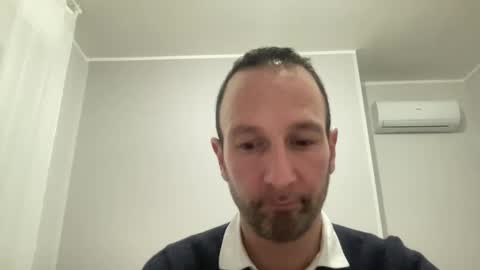 Snapshot of peppinslosqualo chatting on January 4, 1:31 am peppinslosqualo online show from January 4, 1:31 am