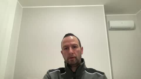 Snapshot of peppinslosqualo chatting on February 7, 5:31 am peppinslosqualo online show from February 7, 5:31 am