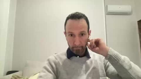 Snapshot of peppinslosqualo chatting on February 22, 1:44 am peppinslosqualo online show from February 22, 1:44 am