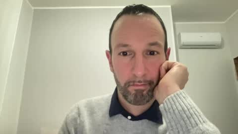 Snapshot of peppinslosqualo chatting on February 14, 6:51 pm peppinslosqualo online show from February 14, 6:51 pm