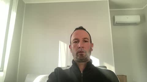 Snapshot of peppinslosqualo chatting on October 18, 8:08 am peppinslosqualo online show from October 18, 8:08 am