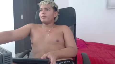 Snapshot of percibal_junior1 chatting on January 22, 11:45 am percibal_junior1 online show from January 22, 11:45 am