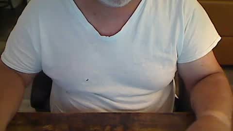 Snapshot of perfecto1957 chatting on September 30, 2:09 pm perfecto1957 online show from September 30, 2:09 pm