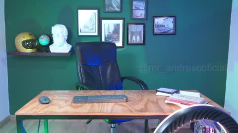 Snapshot of perseoo_88 chatting on January 8, 12:58 pm andres online show from January 8, 12:58 pm
