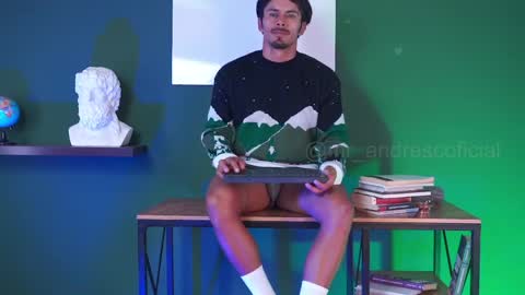 Snapshot of perseoo_88 chatting on December 12, 9:04 pm andres online show from December 12, 9:04 pm