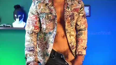Snapshot of perseoo_88 chatting on February 21, 4:37 pm andres online show from February 21, 4:37 pm