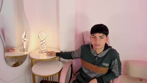 Peter online show from October 7, 6:23 pm