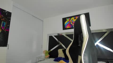 Snapshot of peter_coleman chatting on December 21, 2:41 am PeterColeman online show from December 21, 2:41 am