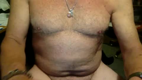 Snapshot of peterbartxxx chatting on September 9, 11:21 am peterbartxxx online show from September 9, 11:21 am