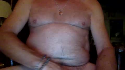 Snapshot of peterbartxxx chatting on September 25, 10:03 am peterbartxxx online show from September 25, 10:03 am
