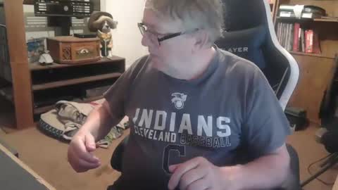 peterinohio57 online show from November 9, 3:16 pm