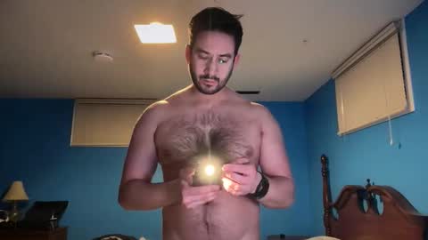 peteypete204 online show from April 13, 11:22 am