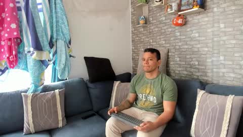 Philipe online show from February 23, 7:04 pm