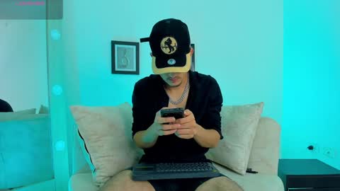 Snapshot of philiprich chatting on January 19, 7:15 pm philiprich online show from January 19, 7:15 pm