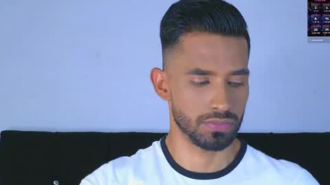 phillip online show from December 14, 6:20 pm