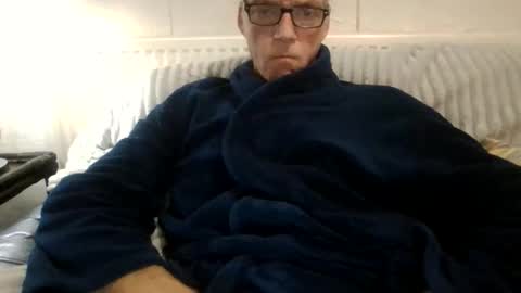 phil online show from October 4, 11:53 pm