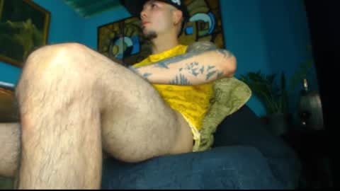 Snapshot of phlilloyhighclouds chatting on March 4, 7:11 pm phlilloyhighclouds online show from March 4, 7:11 pm