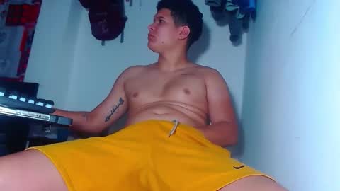 AdnierGnz online show from December 18, 2:13 pm