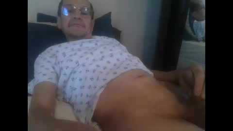 Snapshot of pichoun71 chatting on September 12, 7:08 am pichoun71 online show from September 12, 7:08 am