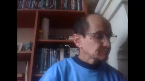 Snapshot of pichoun71 chatting on March 8, 8:08 am pichoun71 online show from March 8, 8:08 am