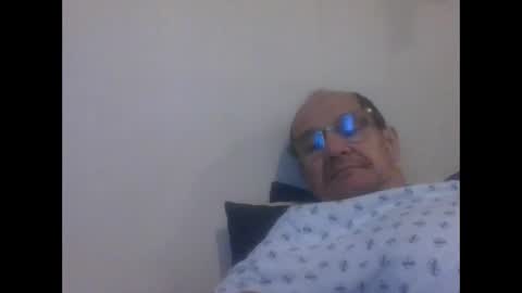 Snapshot of pichoun71 chatting on September 13, 7:20 am pichoun71 online show from September 13, 7:20 am